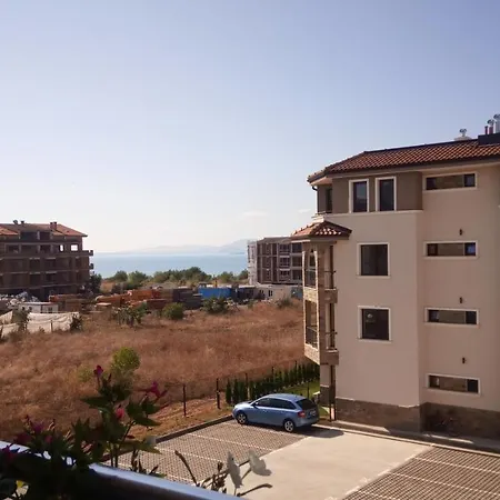 Двустаен Апартамент Панорама Apartment *
